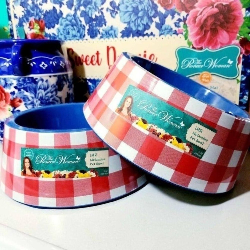 Pioneer Woman Charming Check Pet Bowls Set of 2